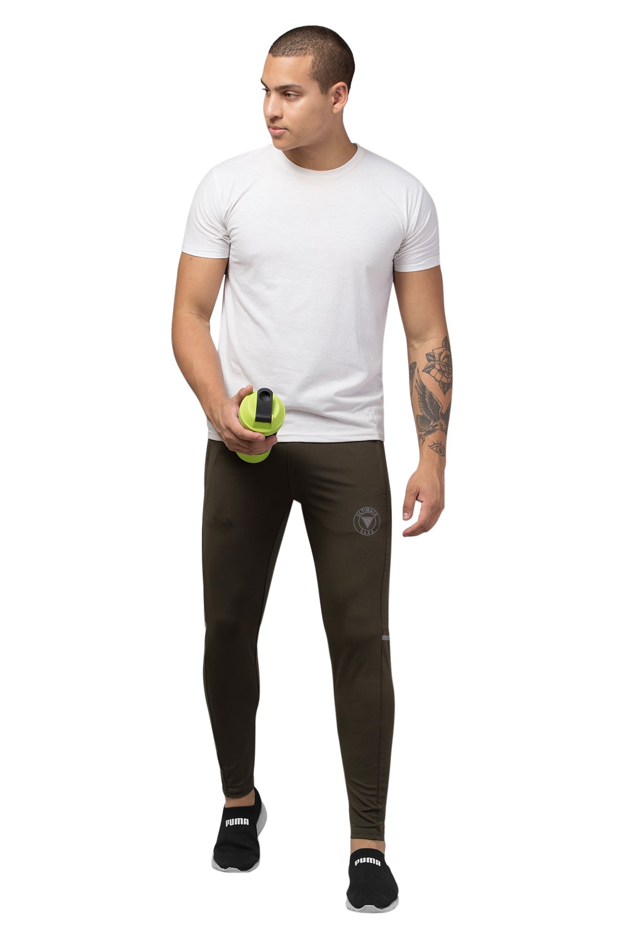 Ultimate Garb Striker (olive)